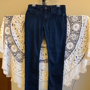 True Classic Men’s Blue Jeans 32 NWOT